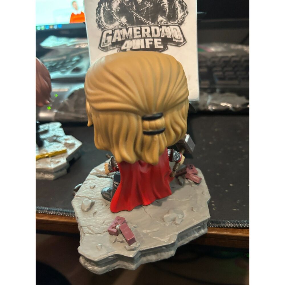 Funko Pop - Marvel Thor #587 (avengers assemble) (6 inch)